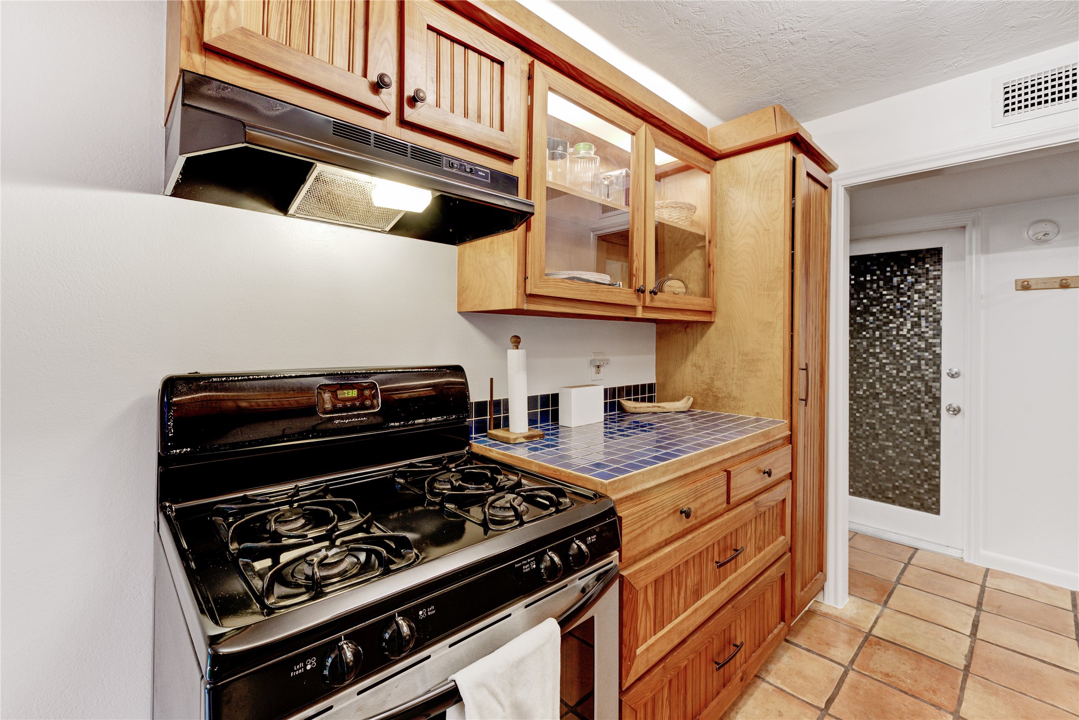 4010 Mandell Street Houston, TX 77006 - Photo 17 of 28