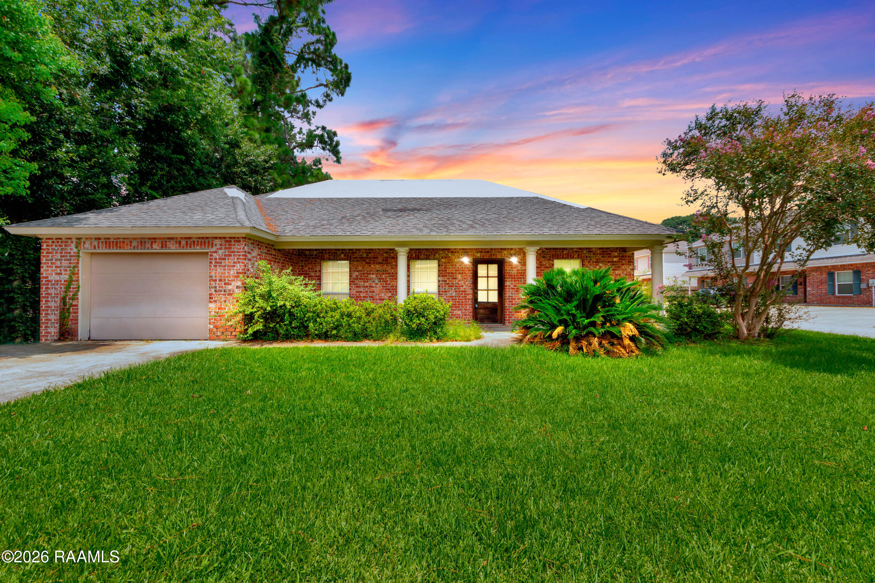 119Ridgeview-Twilight