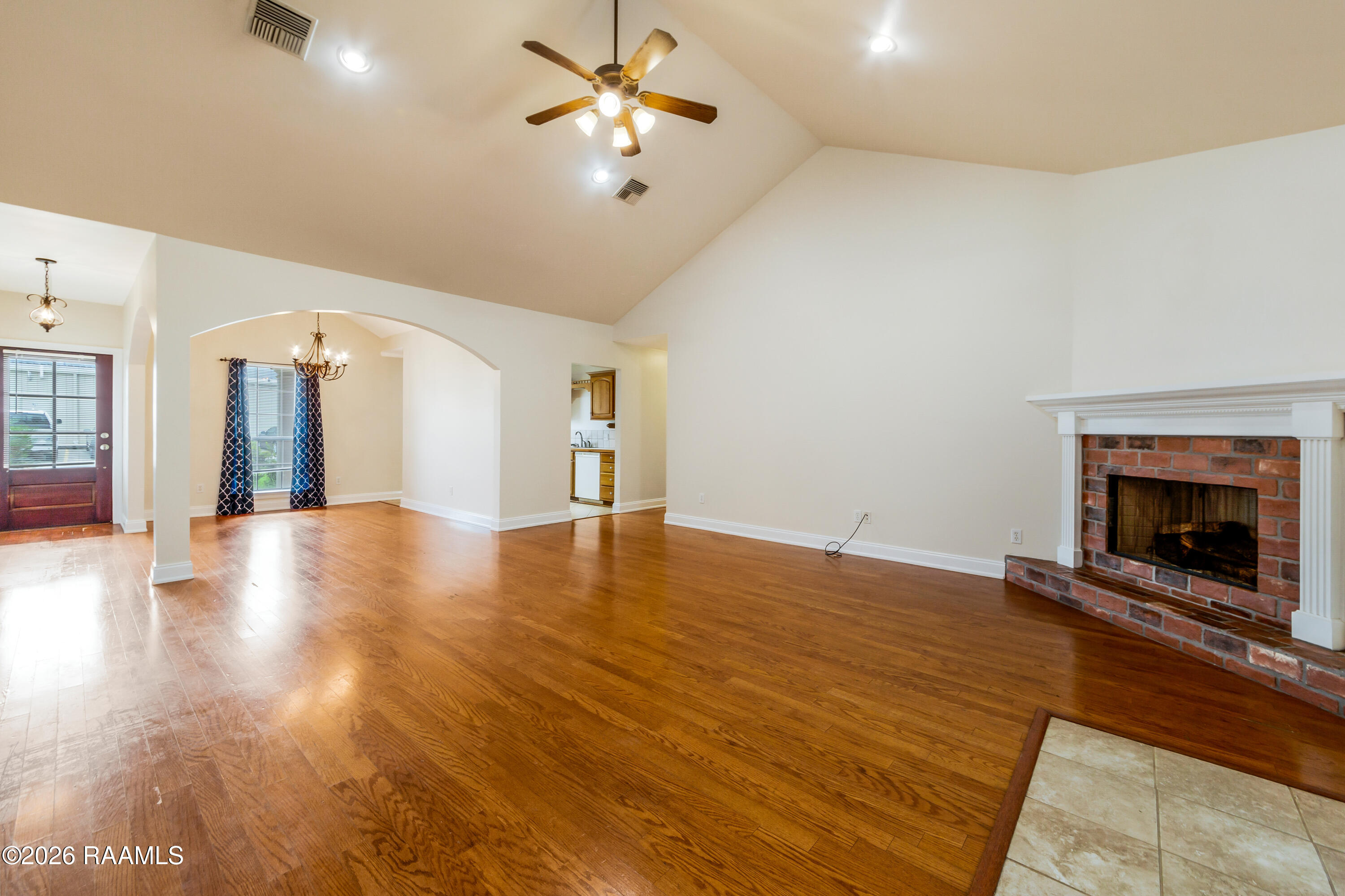 119 Ridgeview Drive Broussard, LA 70518 - Photo 6 of 13 119Ridgeview-13