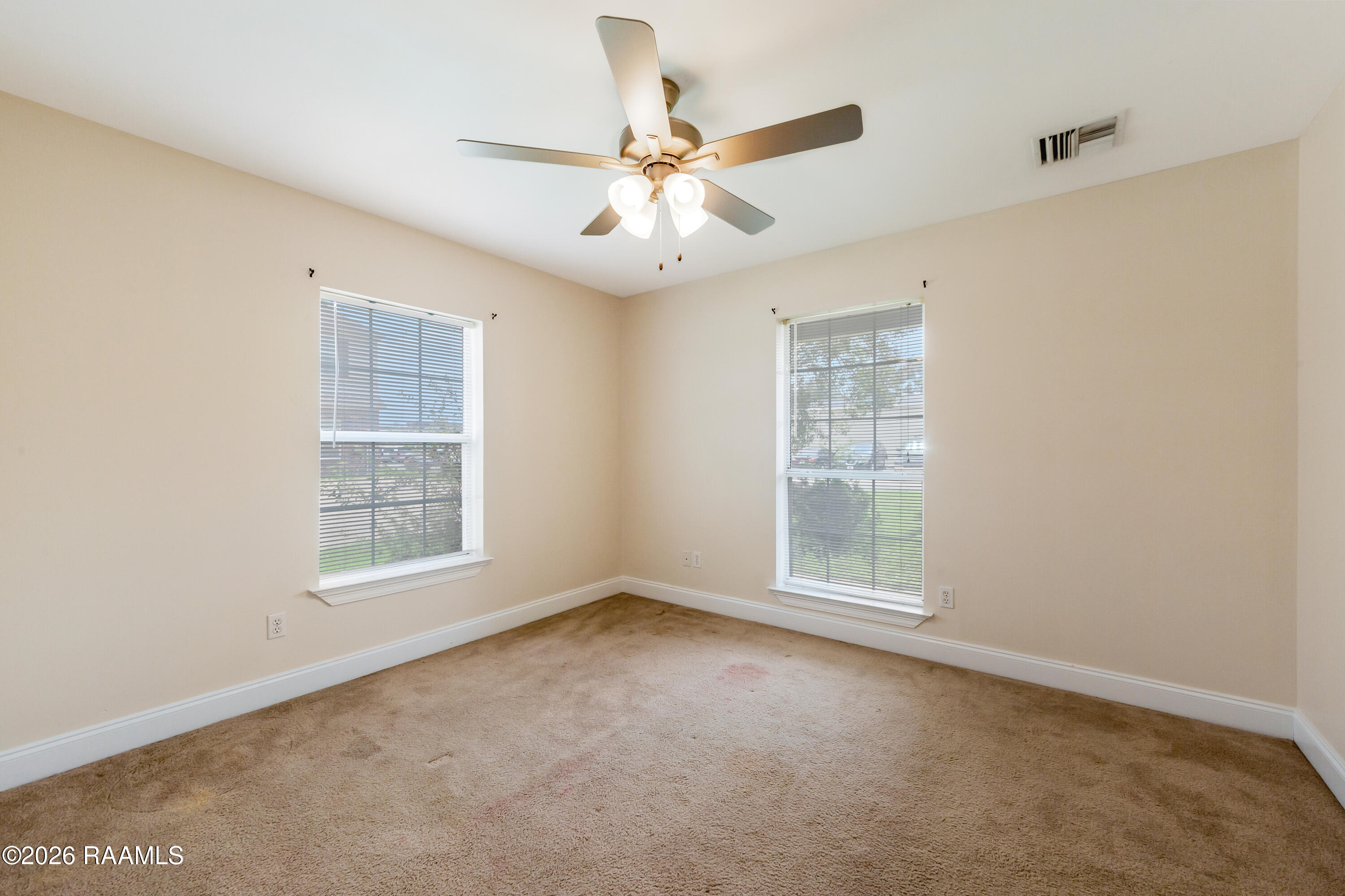 119 Ridgeview Drive Broussard, LA 70518 - Photo 10 of 13 119Ridgeview-45