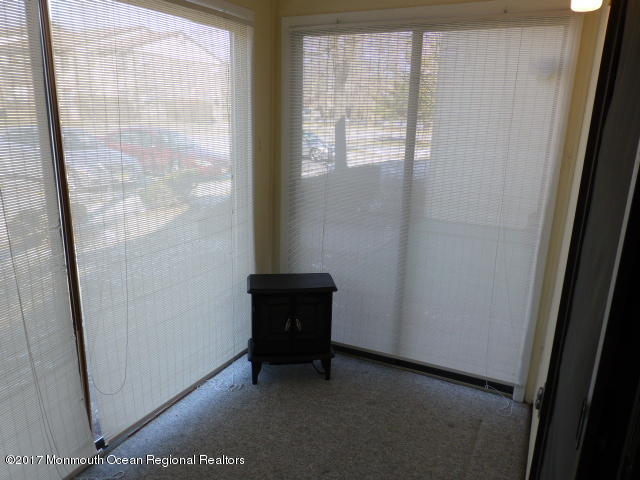 153 Cross Slope Court, Unit D Manalapan, NJ 07726 - Photo 8 of 14 P1000037