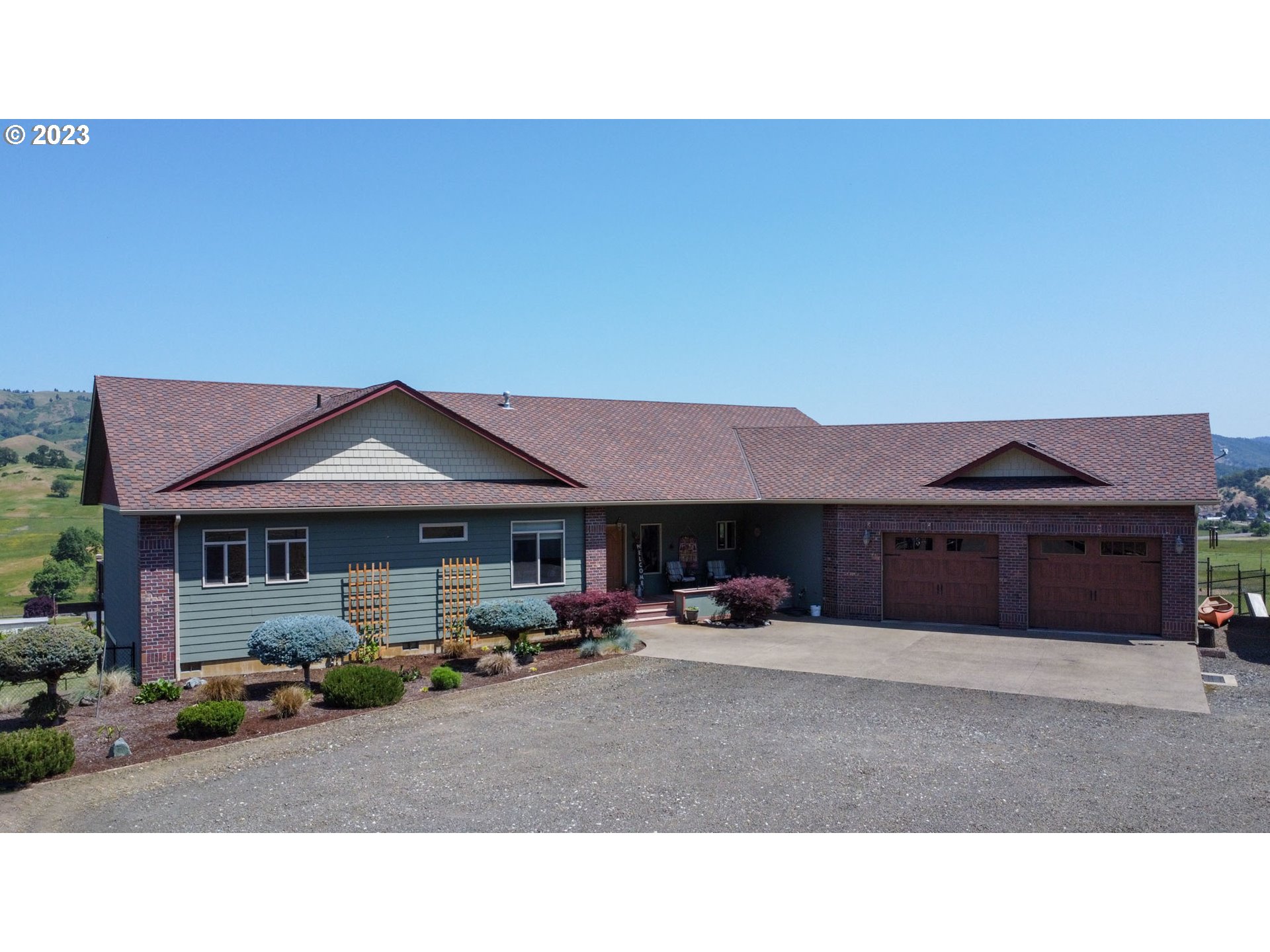 1624 Happy Valley Road Roseburg, OR 97471 - Photo 4 of 48 Gallery Image 4