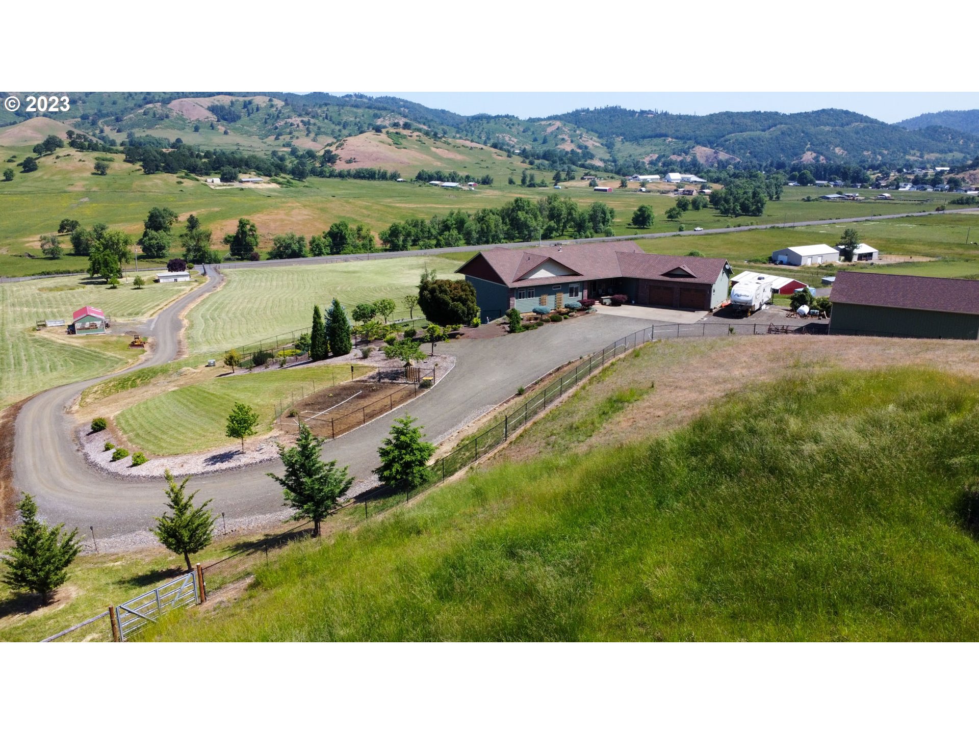 1624 Happy Valley Road Roseburg, OR 97471 - Photo 45 of 48 Gallery Image 45