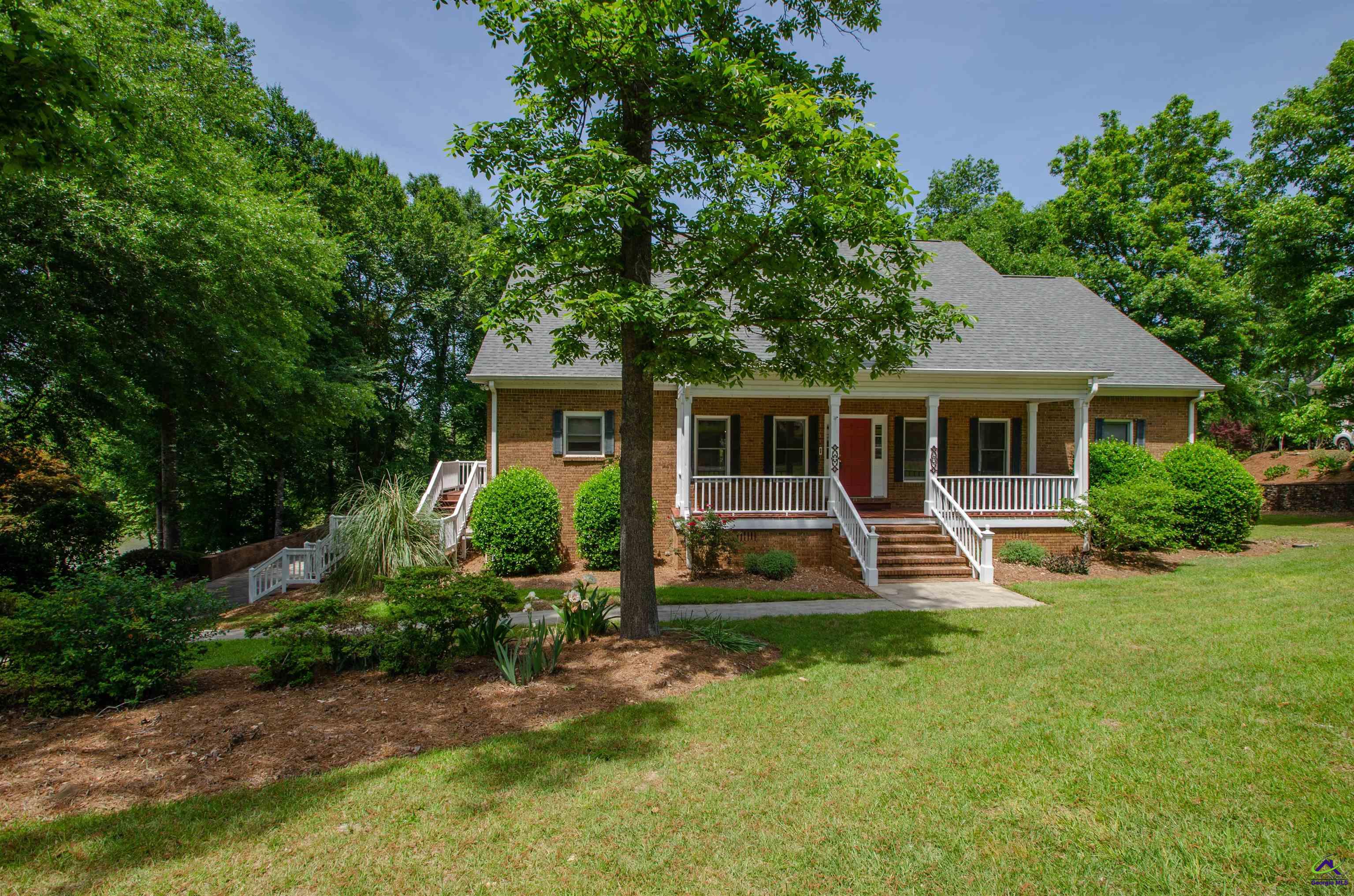 110 Holly Drive Warner Robins, GA 31088 - Photo 1 of 80