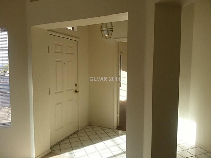 462 Leighann Road Henderson, NV 89015 - Photo 3 of 35 Entry Hall.