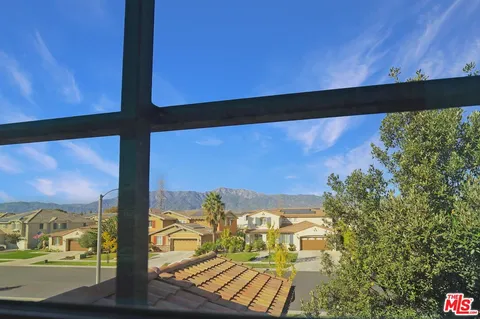 $1,040,000 | 13233 Stanton Drive, Rancho Cucamonga, CA 91739