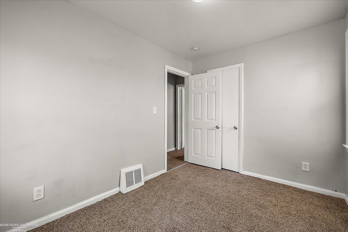 16630 Winston Street Detroit, MI 48219 - Photo 11 of 22