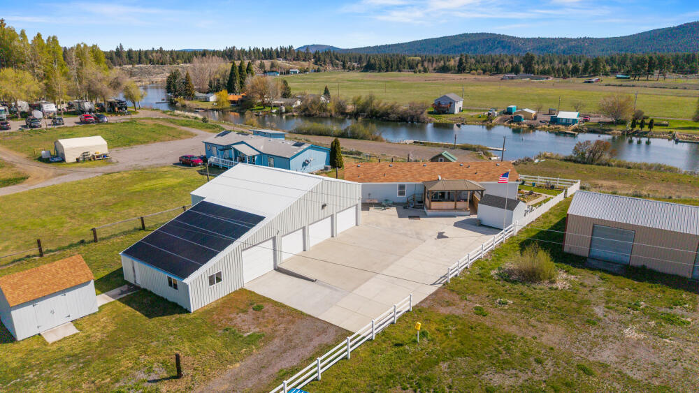 32315 Modoc Point Road Chiloquin, OR 97624 - Photo 1 of 71 32315ModocPointRd-57