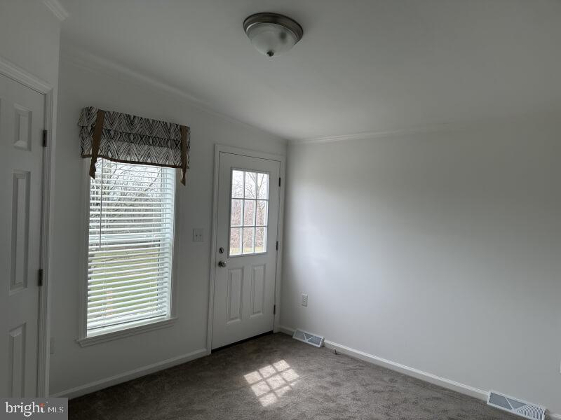 65 Ash Road Hamburg, PA 19526 - Photo 18 of 18 an empty room with windows