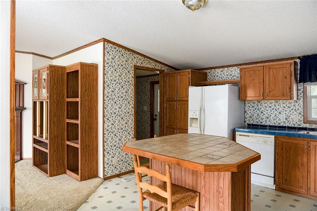 1733 Legans Road Yadkinville, NC 27055 - Photo 12 of 34