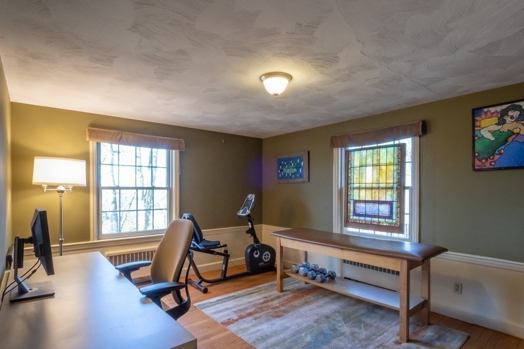 95 Wachusett Road Needham, MA 02492 - Photo 11 of 30