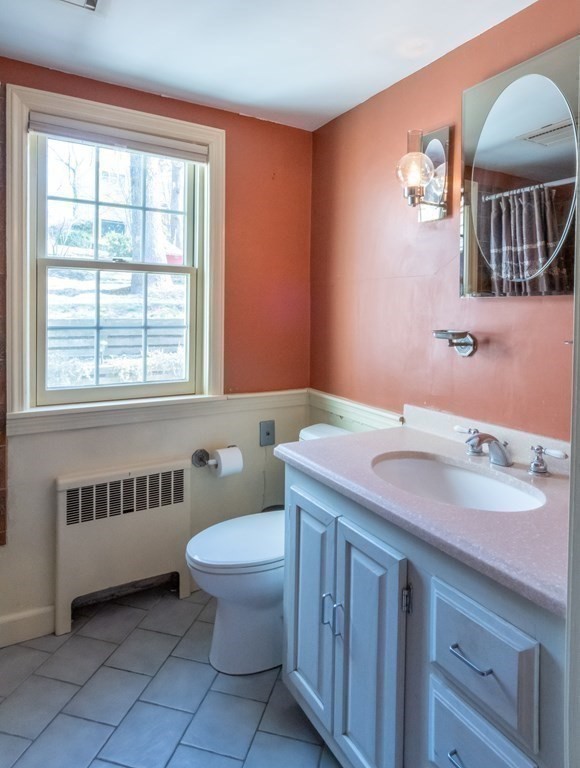 95 Wachusett Road Needham, MA 02492 - Photo 13 of 30