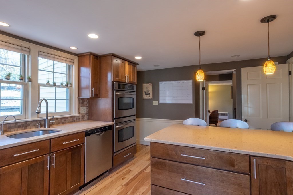 95 Wachusett Road Needham, MA 02492 - Photo 6 of 30