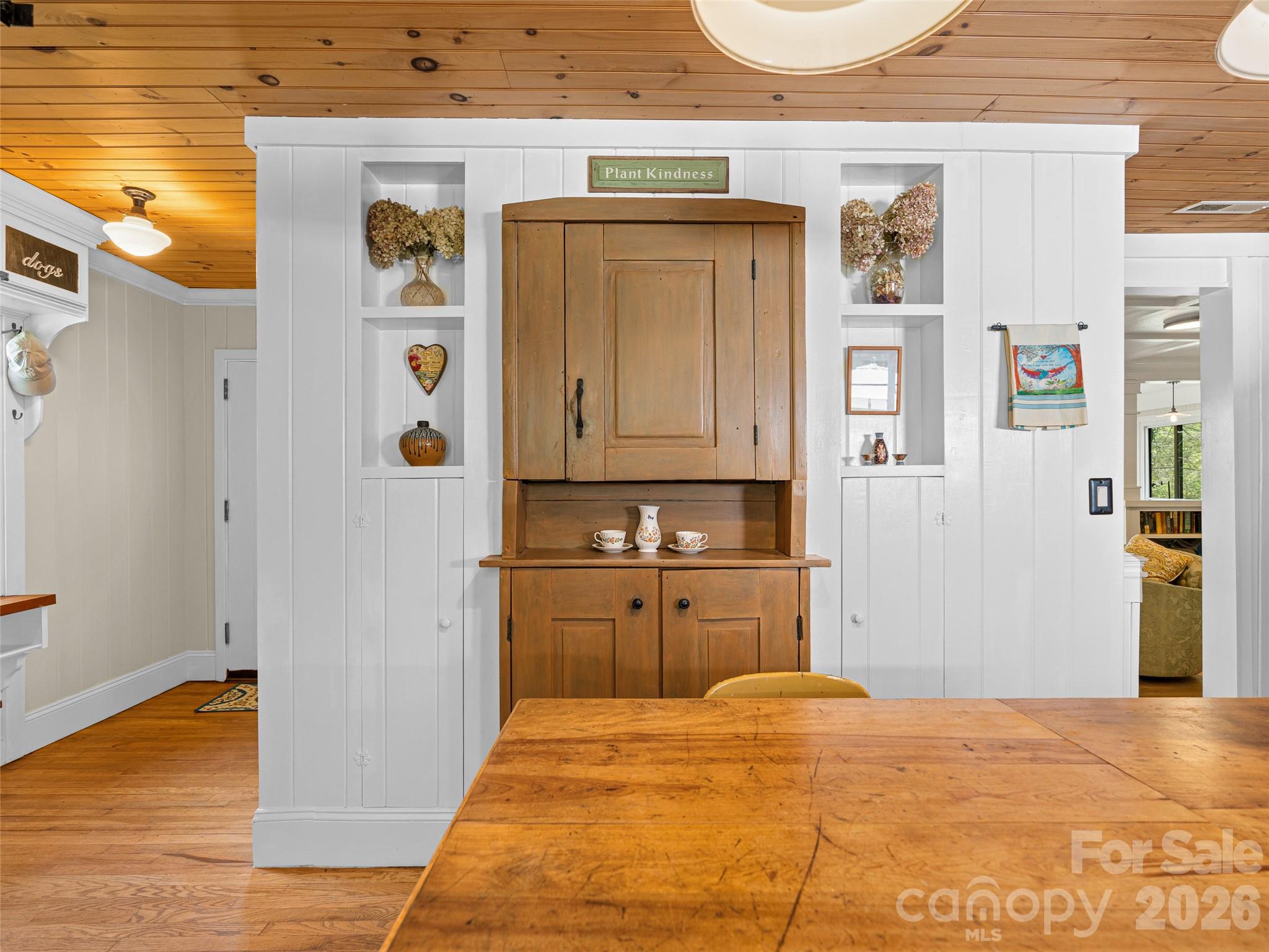 686 New Haw Creek Road Asheville, NC 28805 - Photo 17 of 47