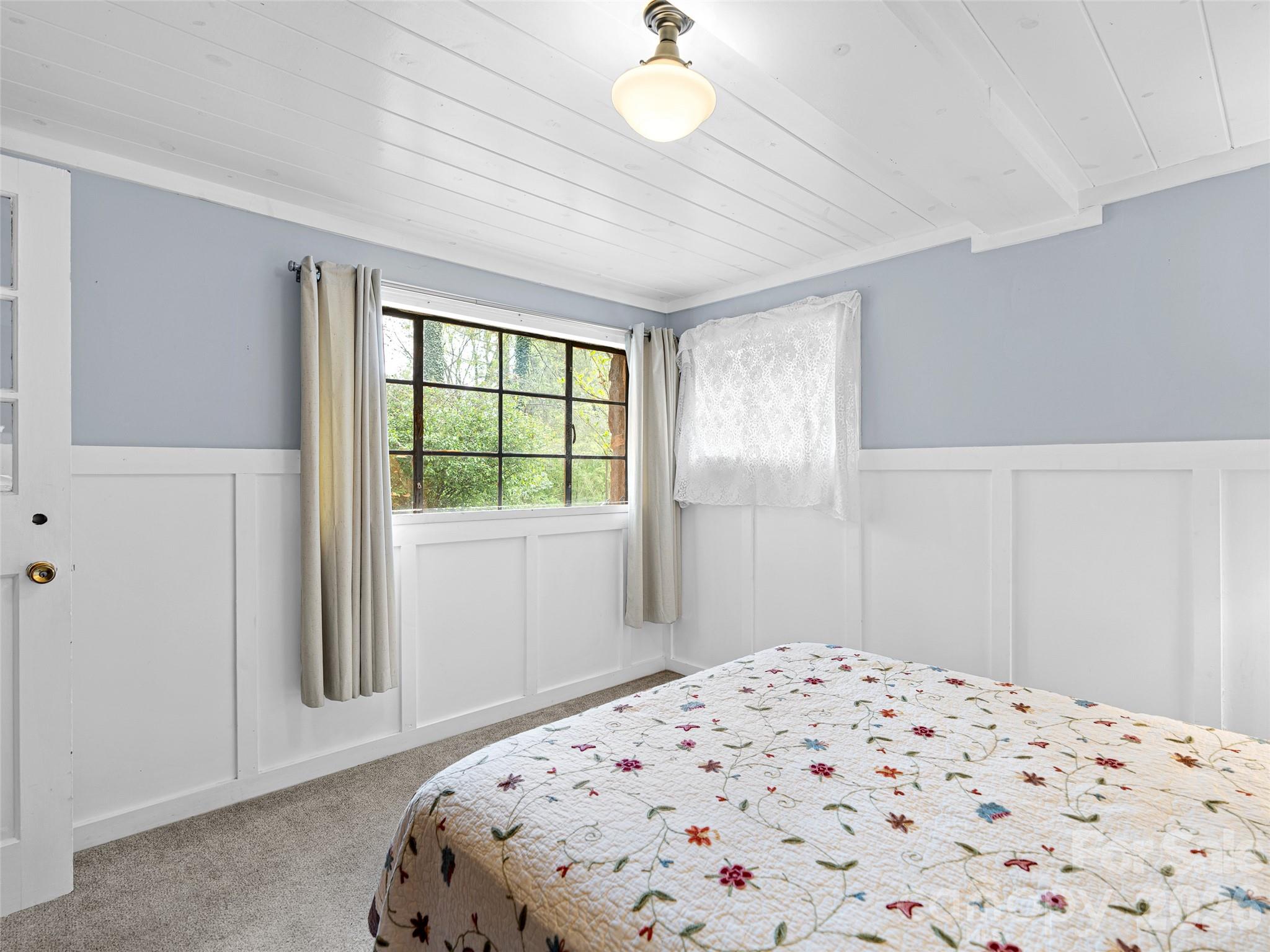 686 New Haw Creek Road Asheville, NC 28805 - Photo 31 of 47