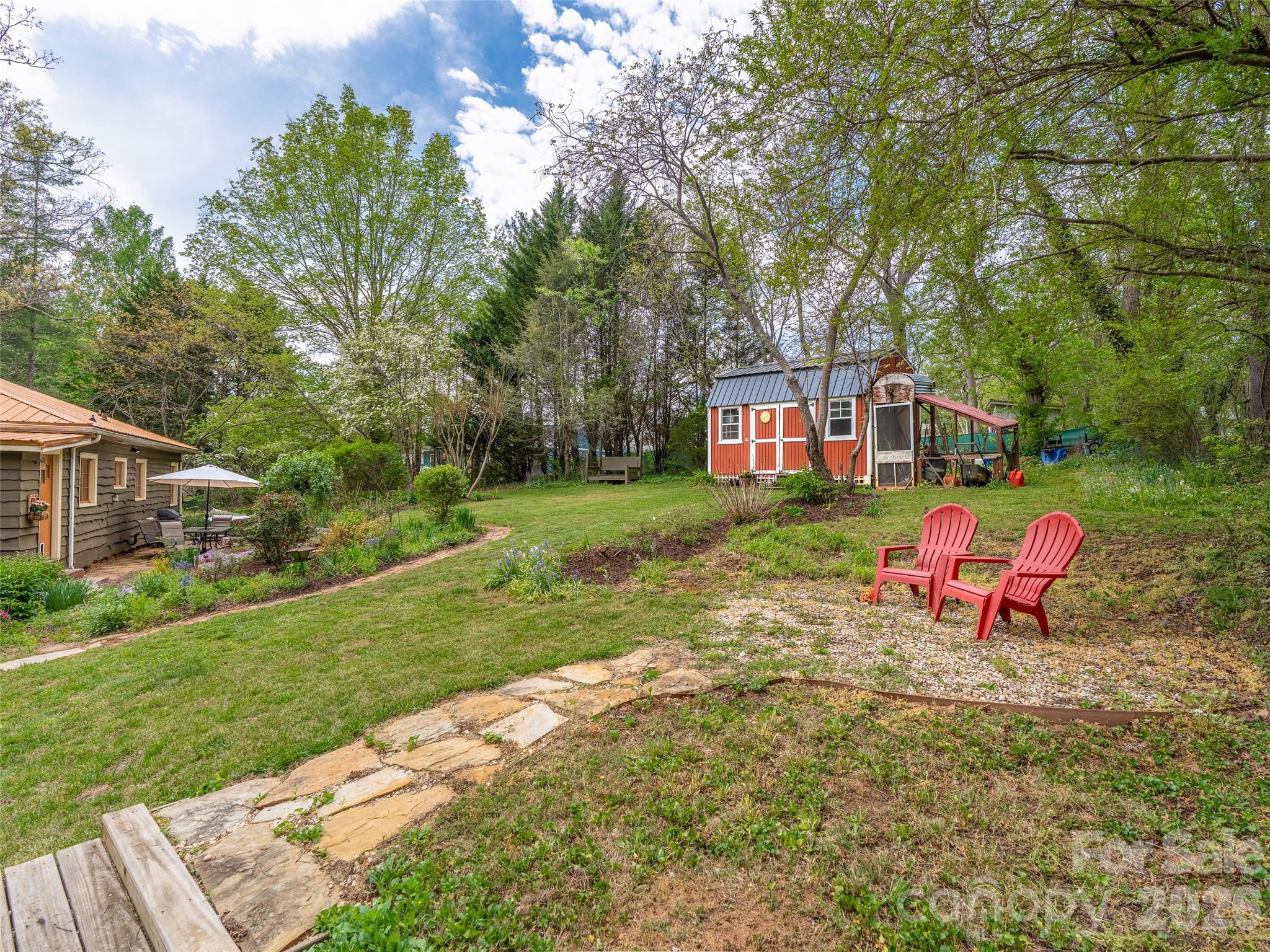 686 New Haw Creek Road Asheville, NC 28805 - Photo 35 of 47