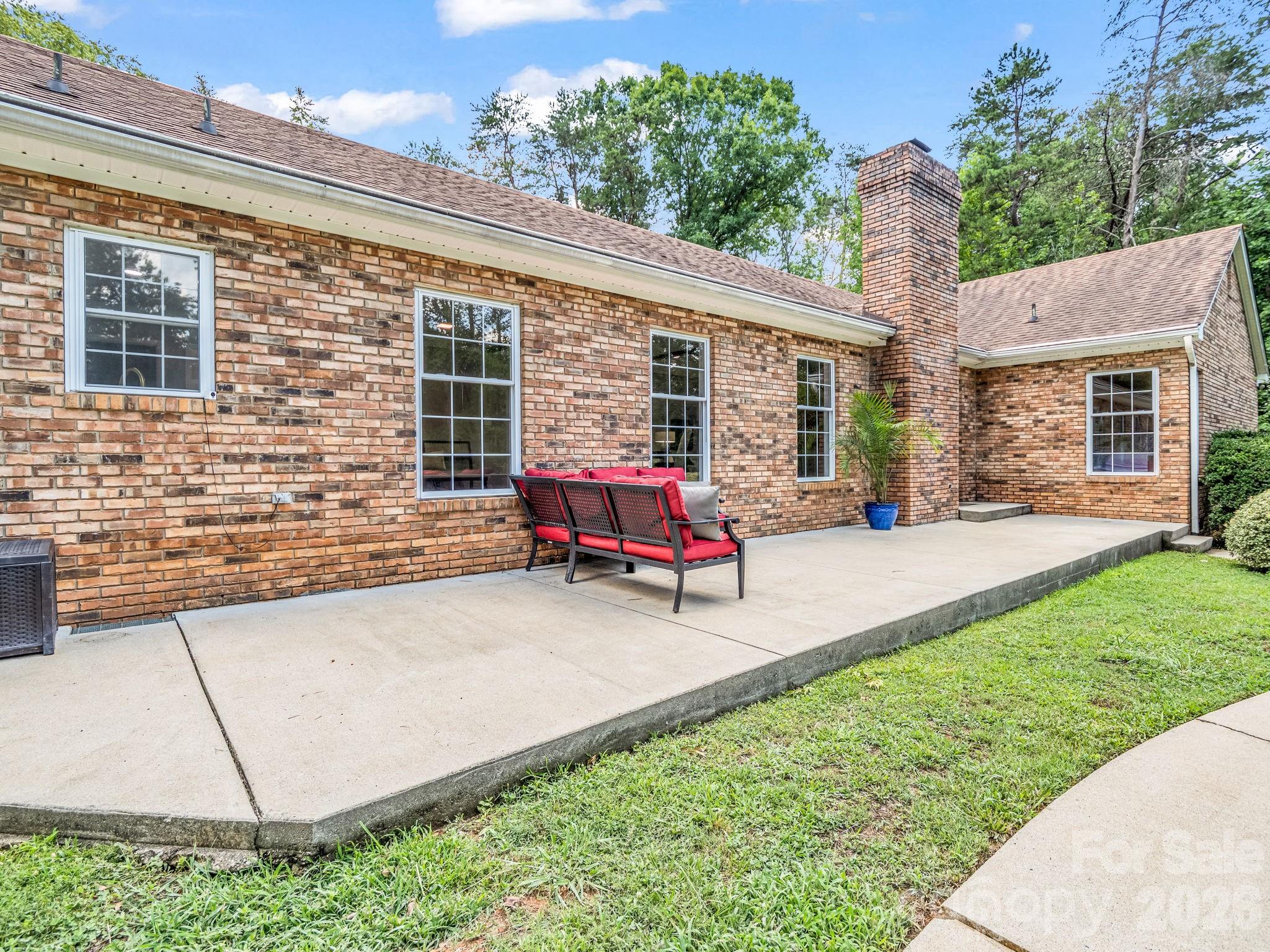 2000 Golf Course Road Columbus, NC 28722 - Photo 35 of 41 Gallery Image 35