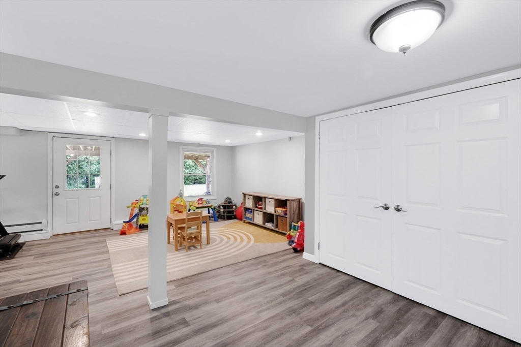 51 Lantern Lane West Springfield, MA 01089 - Photo 32 of 42