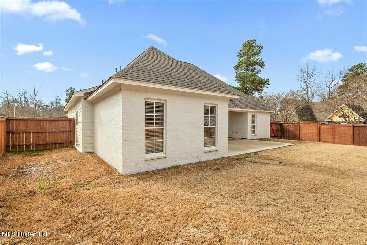118 Willow Brook Road Brandon, MS 39047 - Photo 35 of 42 tempImagewsEy0I