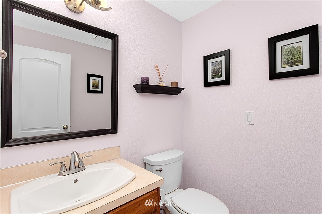 23101 Brier Road Brier, WA 98036 - Photo 12 of 24
