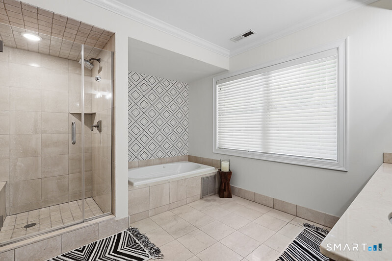 16 Hayestown Road, Unit A101 Danbury, CT 06811 - Photo 20 of 31