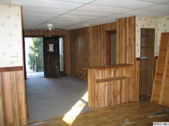 325 South Ransom Street Gastonia, NC 28052 - Photo 4 of 11 Gallery Image 4