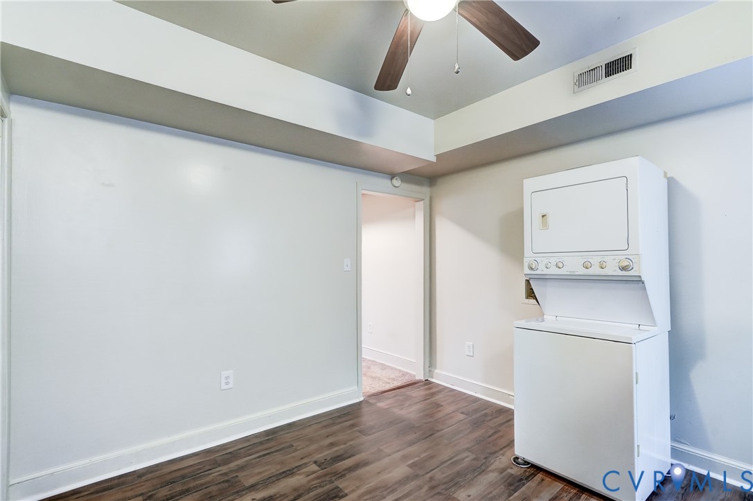 818 Spring Street Richmond, VA 23220 - Photo 13 of 28 a view of an empty room
