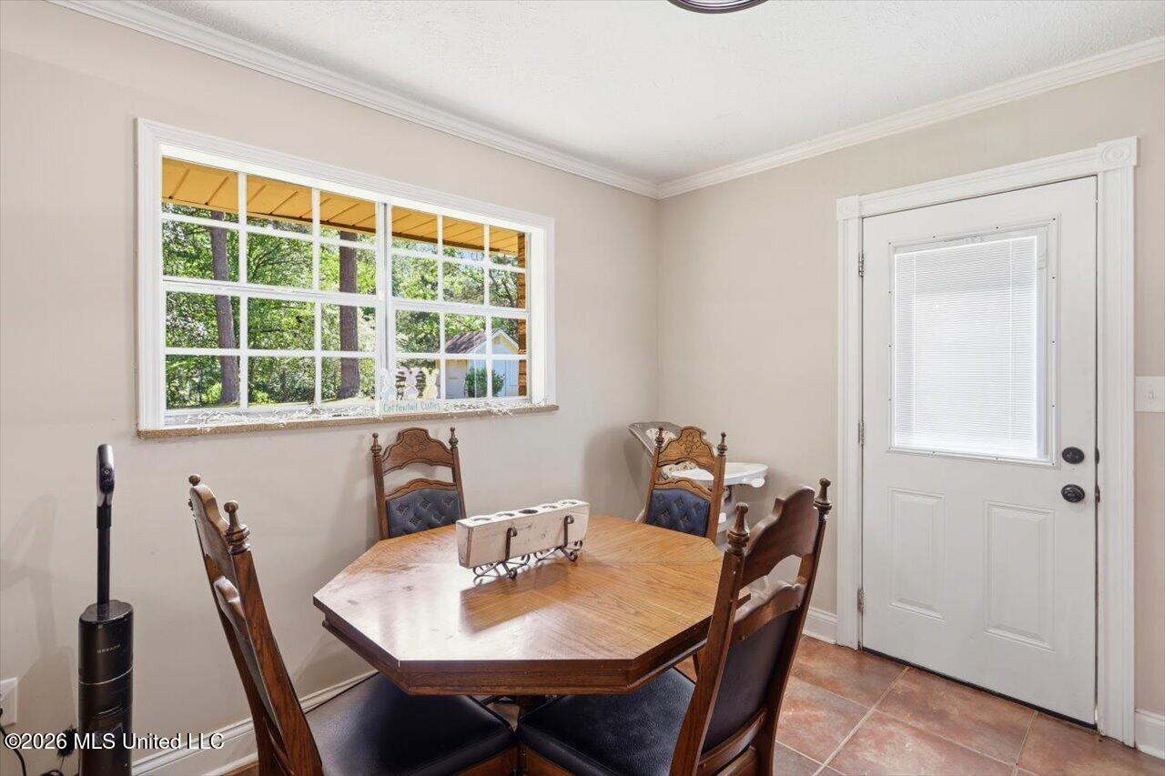 246 Ella Lane Florence, MS 39073 - Photo 12 of 24 Dining Area