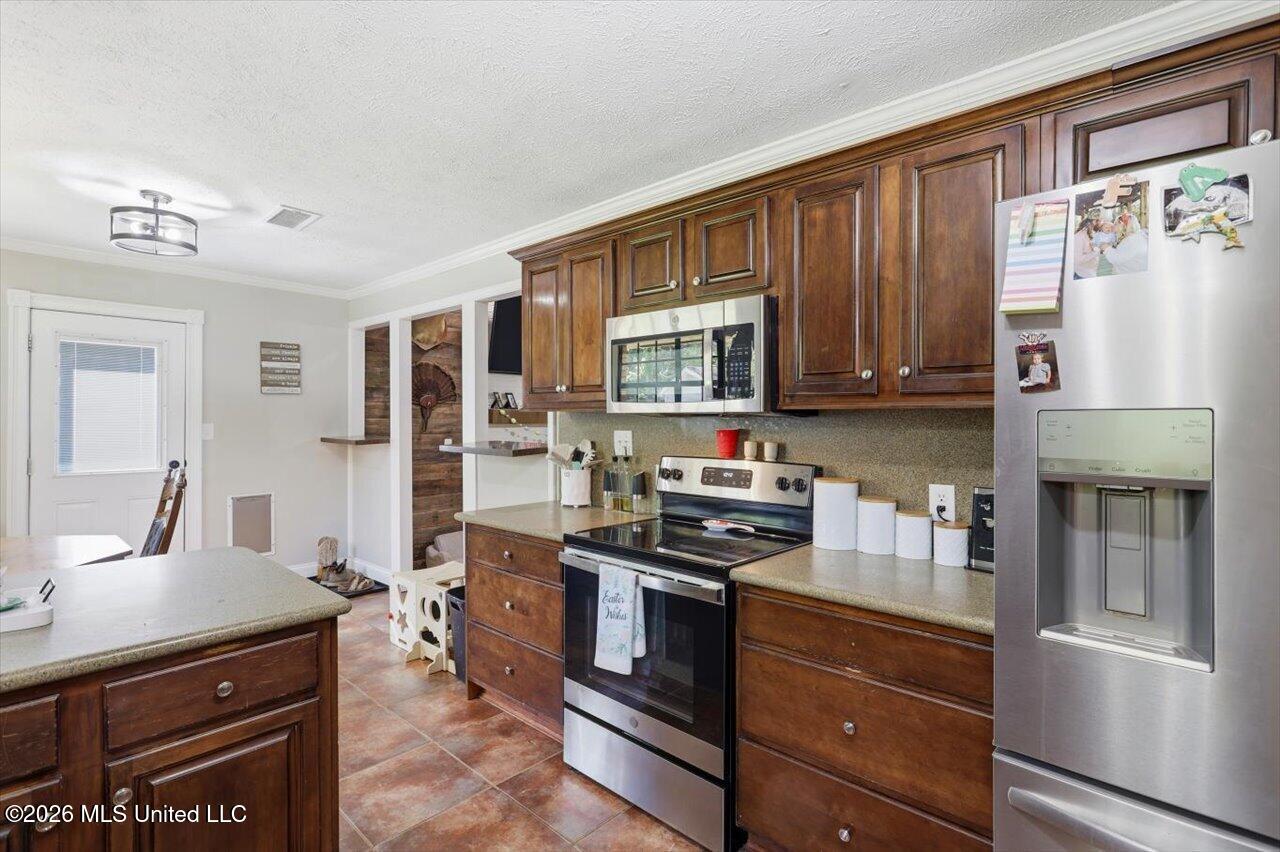 246 Ella Lane Florence, MS 39073 - Photo 9 of 24 Kitchen