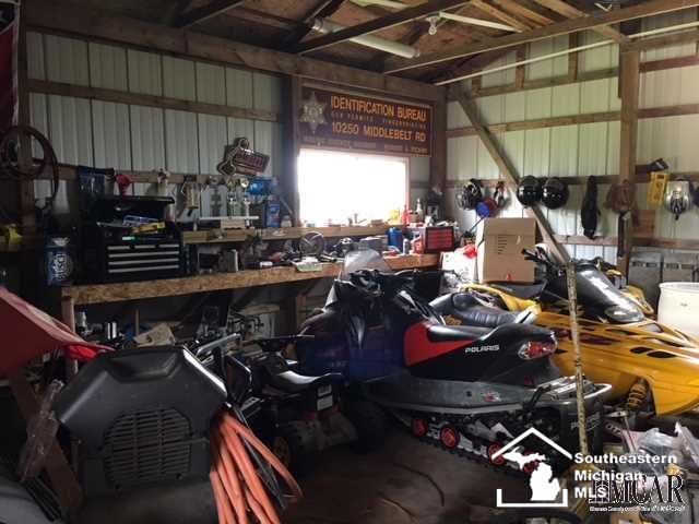 11052 Oelke Road Maybee, MI 48159 - Photo 19 of 28 Work Shop Barn