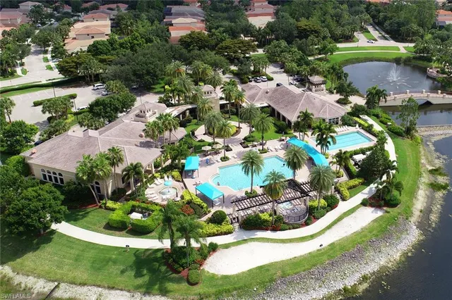 $799,999 | 2346 Butterfly Palm Drive, Naples, FL 34119