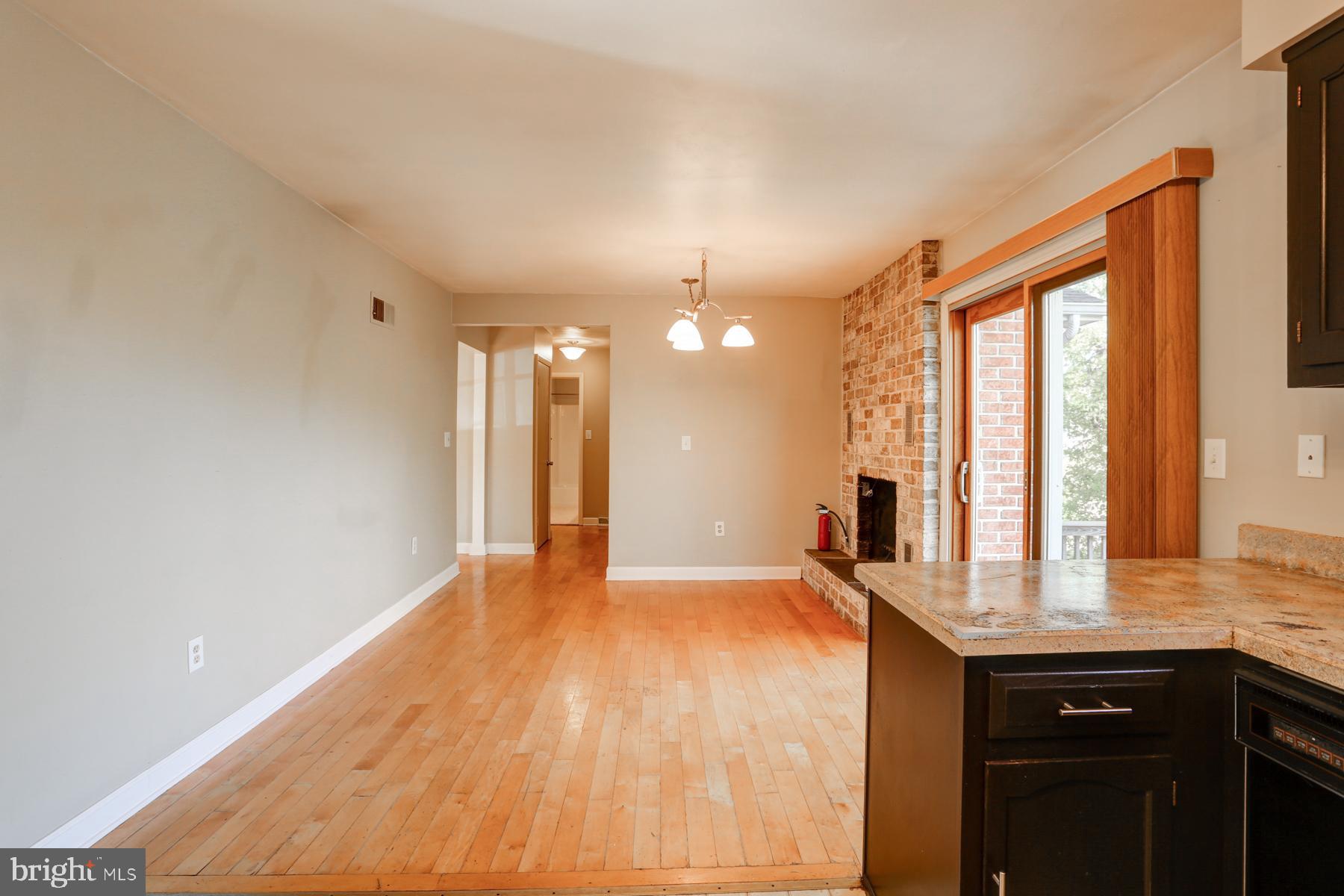 1359 Bonbar Road York, PA 17403 - Photo 7 of 24 Gallery Image 7
