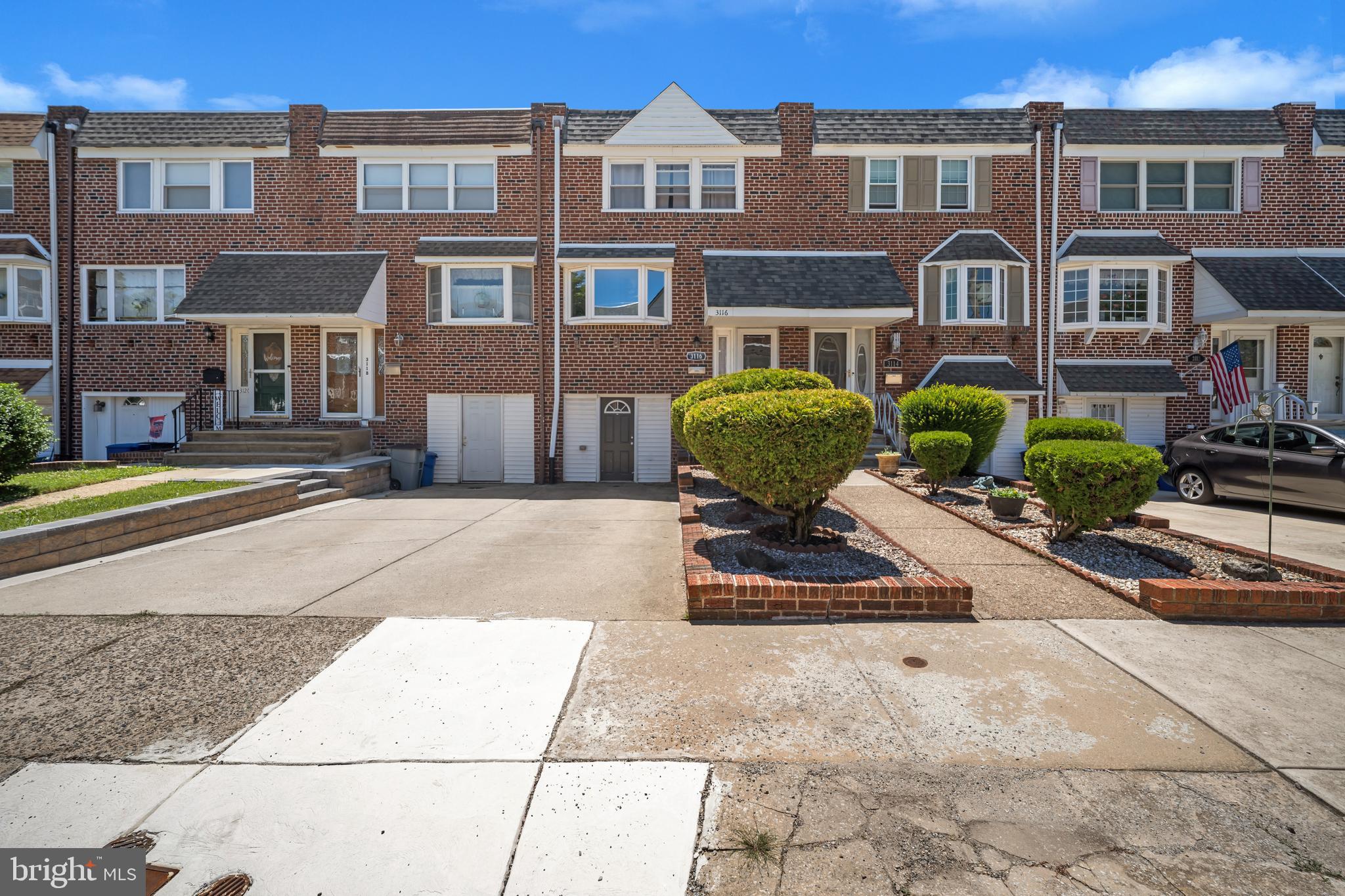 3116 Holly Road Philadelphia, PA 19154 - Photo 2 of 26