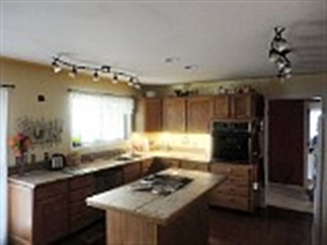 13579 Neal Road Davisburg, MI 48350 - Photo 5 of 12 31061558-4.JPG