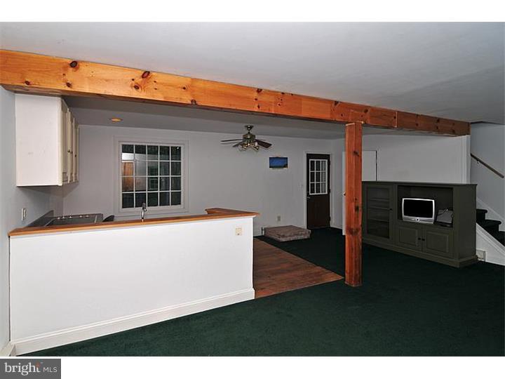 256 Municipal Road Erwinna, PA 18920 - Photo 21 of 25 Guest Room