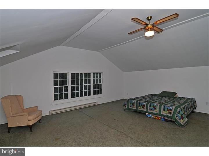 256 Municipal Road Erwinna, PA 18920 - Photo 23 of 25 Guest Room