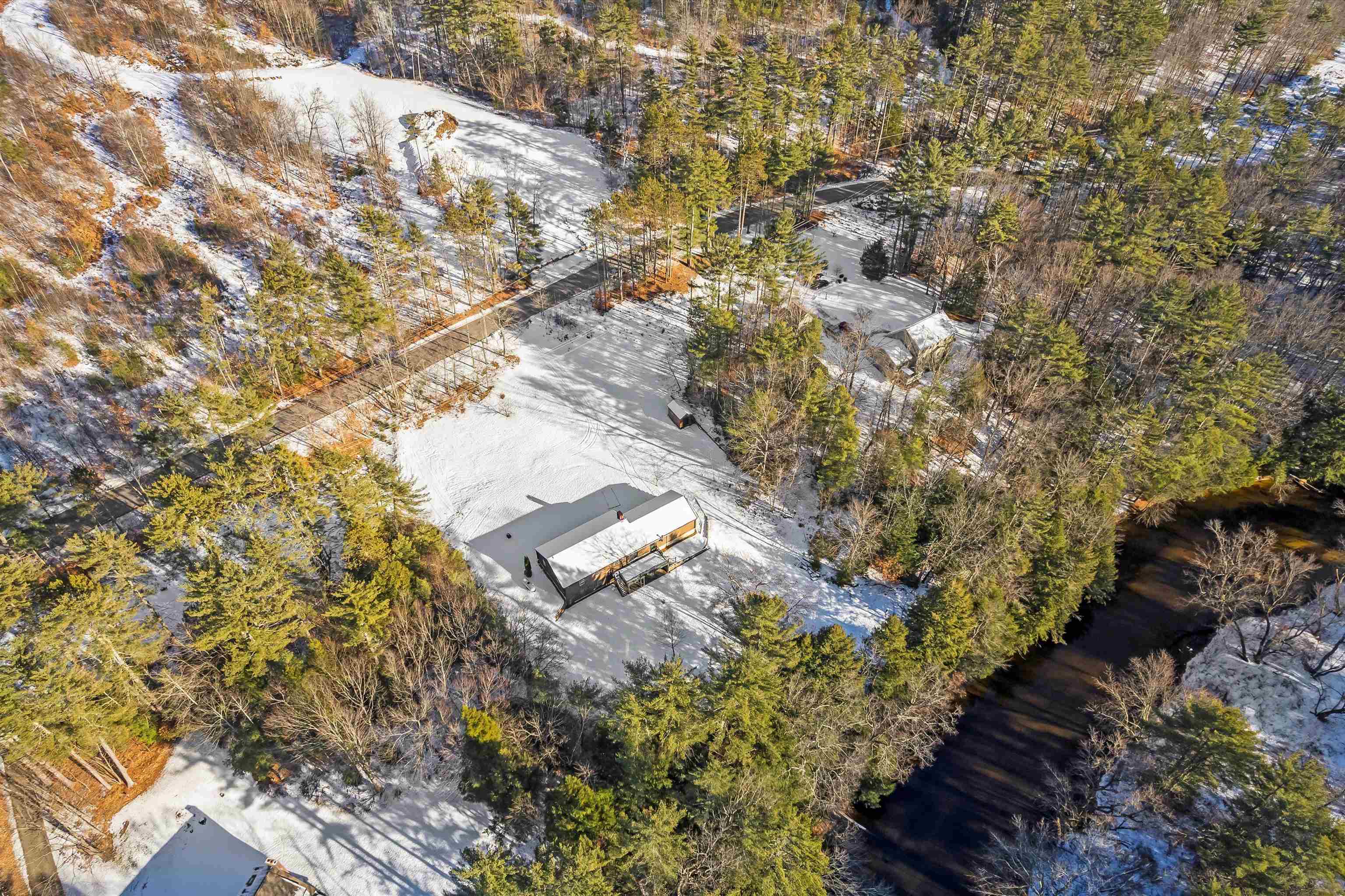 97 Dustin Road Webster, NH 03303 - Photo 27 of 32