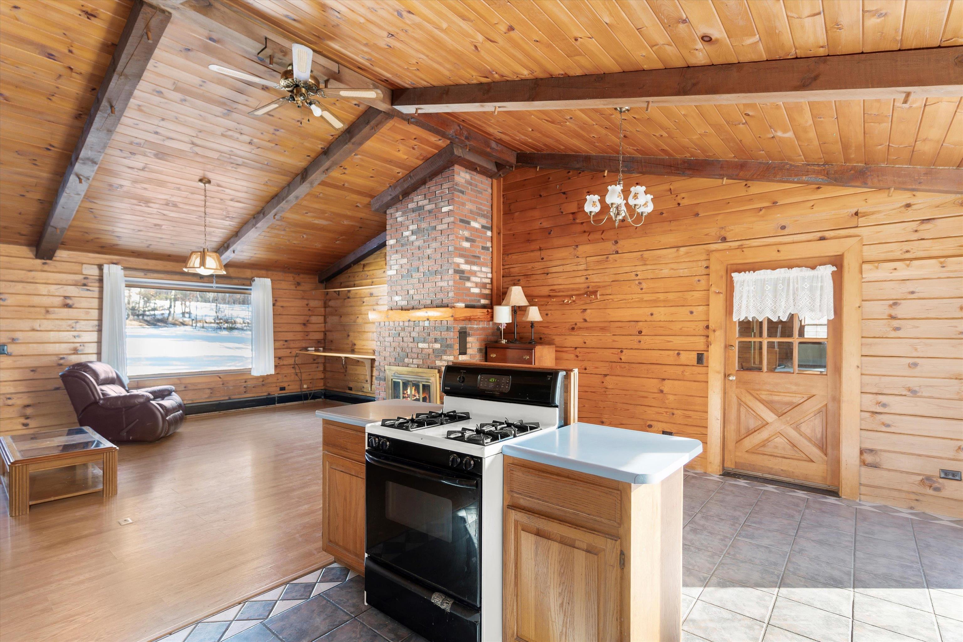 97 Dustin Road Webster, NH 03303 - Photo 5 of 32