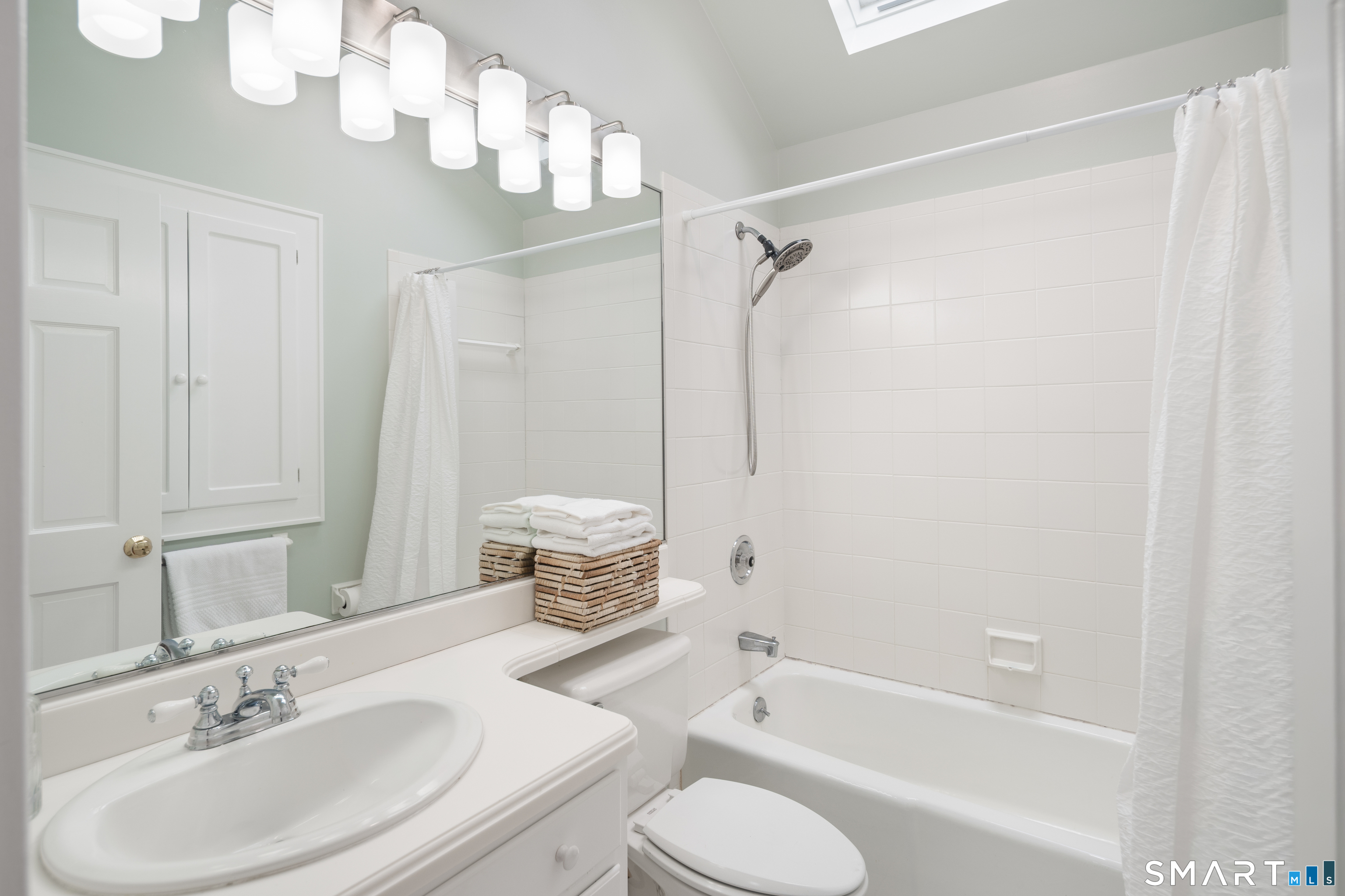 20 Roton Avenue Norwalk, CT 06853 - Photo 24 of 38