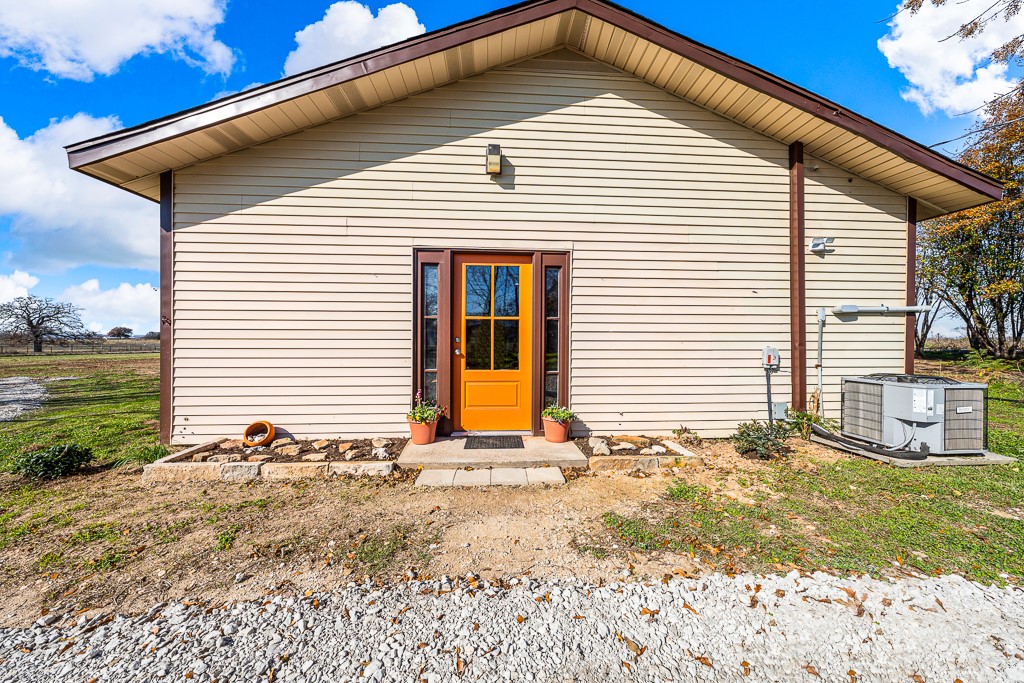 8896 Gholson Road Waco, TX 76705 - Photo 37 of 58