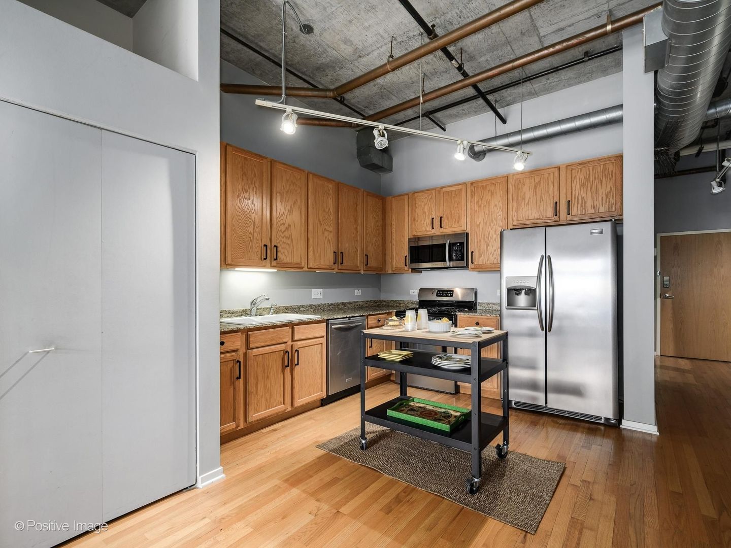 933 West Van Buren Street, Unit 823 Chicago, IL 60607 - Photo 12 of 24