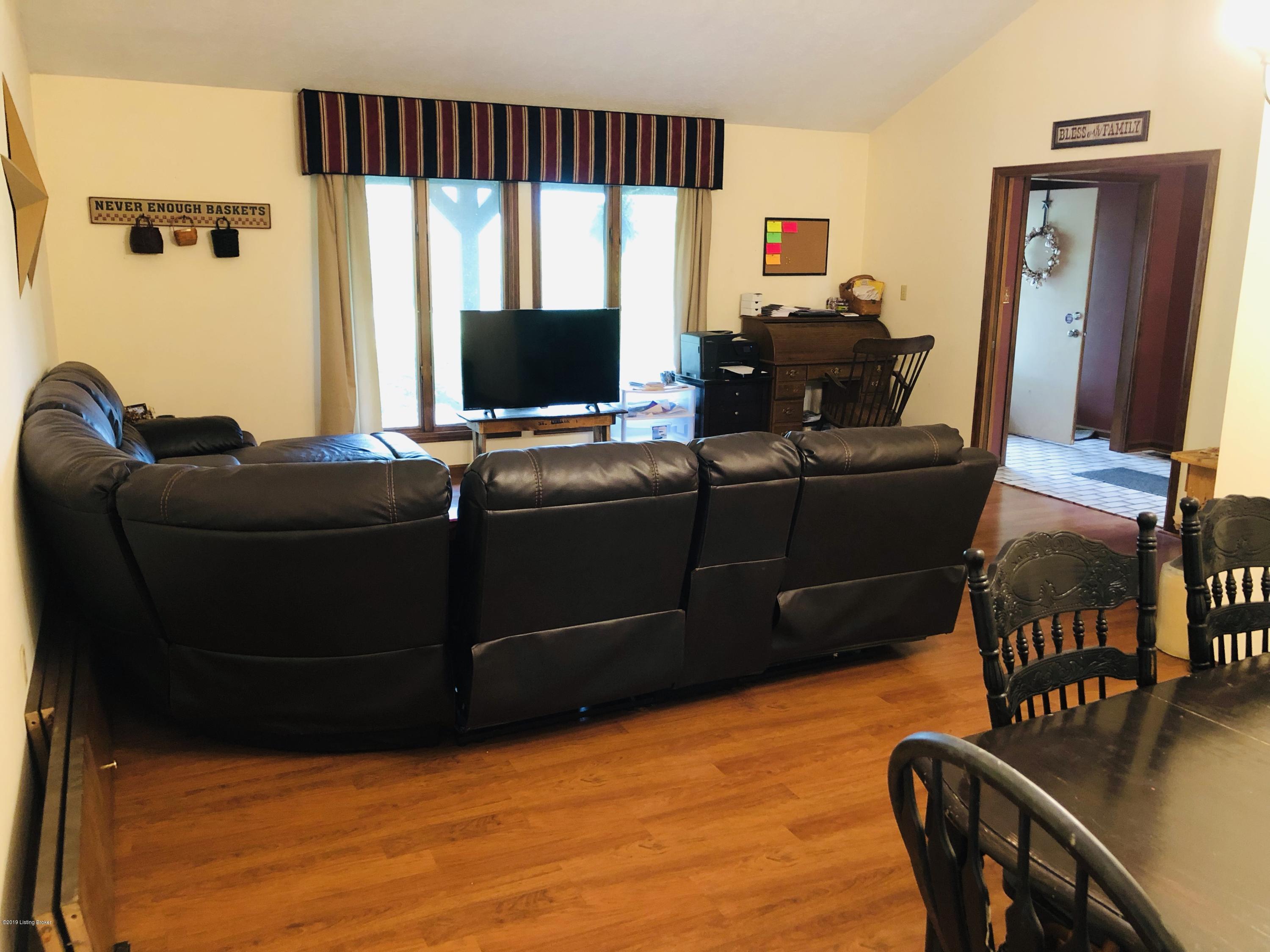 845 Kings Ridge Road Carrollton, KY 41008 - Photo 5 of 22 Formal Living & Dining