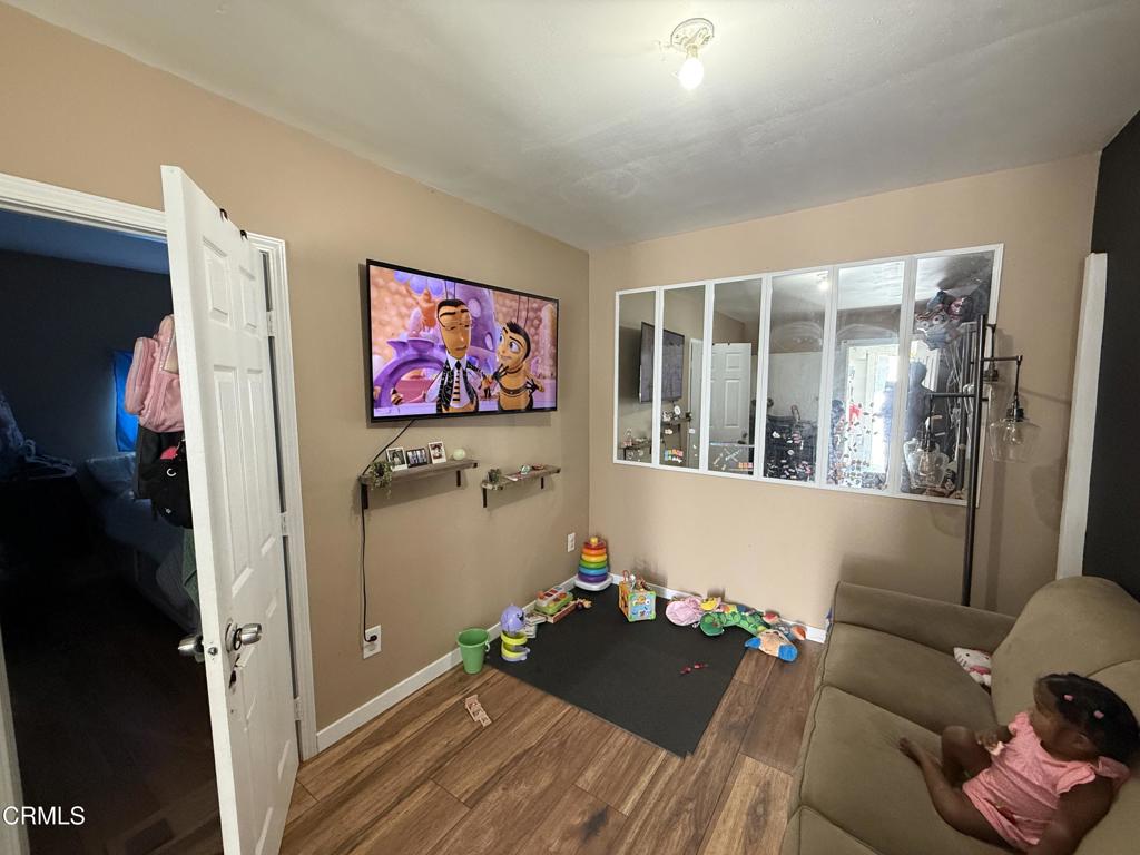 1174 South I Street Oxnard, CA 93033 - Photo 8 of 11