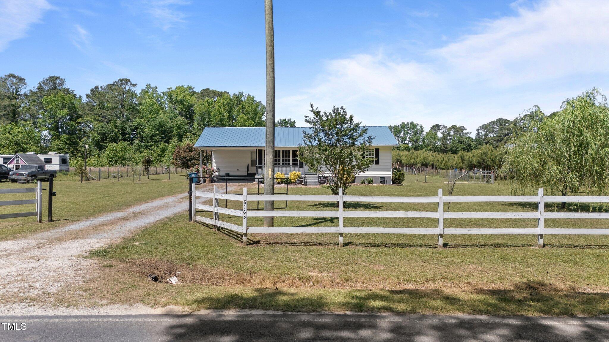 8163 Julian Road Dunn, NC 28334 - Photo 27 of 38 27-web-or-mls-DJI_20250428122814_0911_D