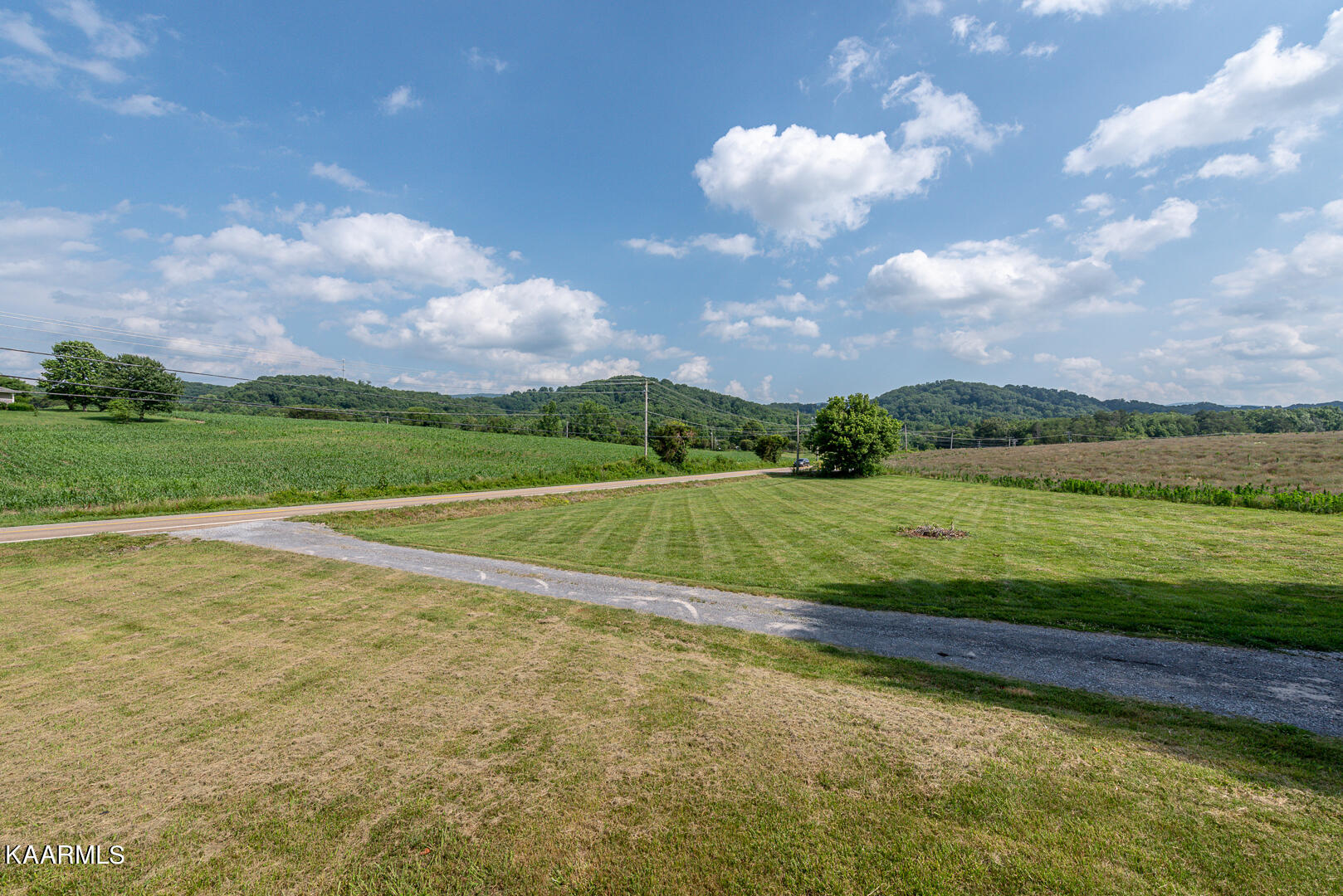 3609 Montvale Road Maryville, TN 37803 - Photo 3 of 25 DSC_6260