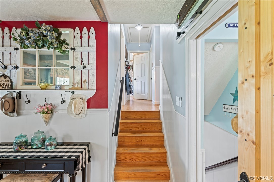800 Adkins Road Chesterfield, VA 23236 - Photo 10 of 37 a view of a entryway