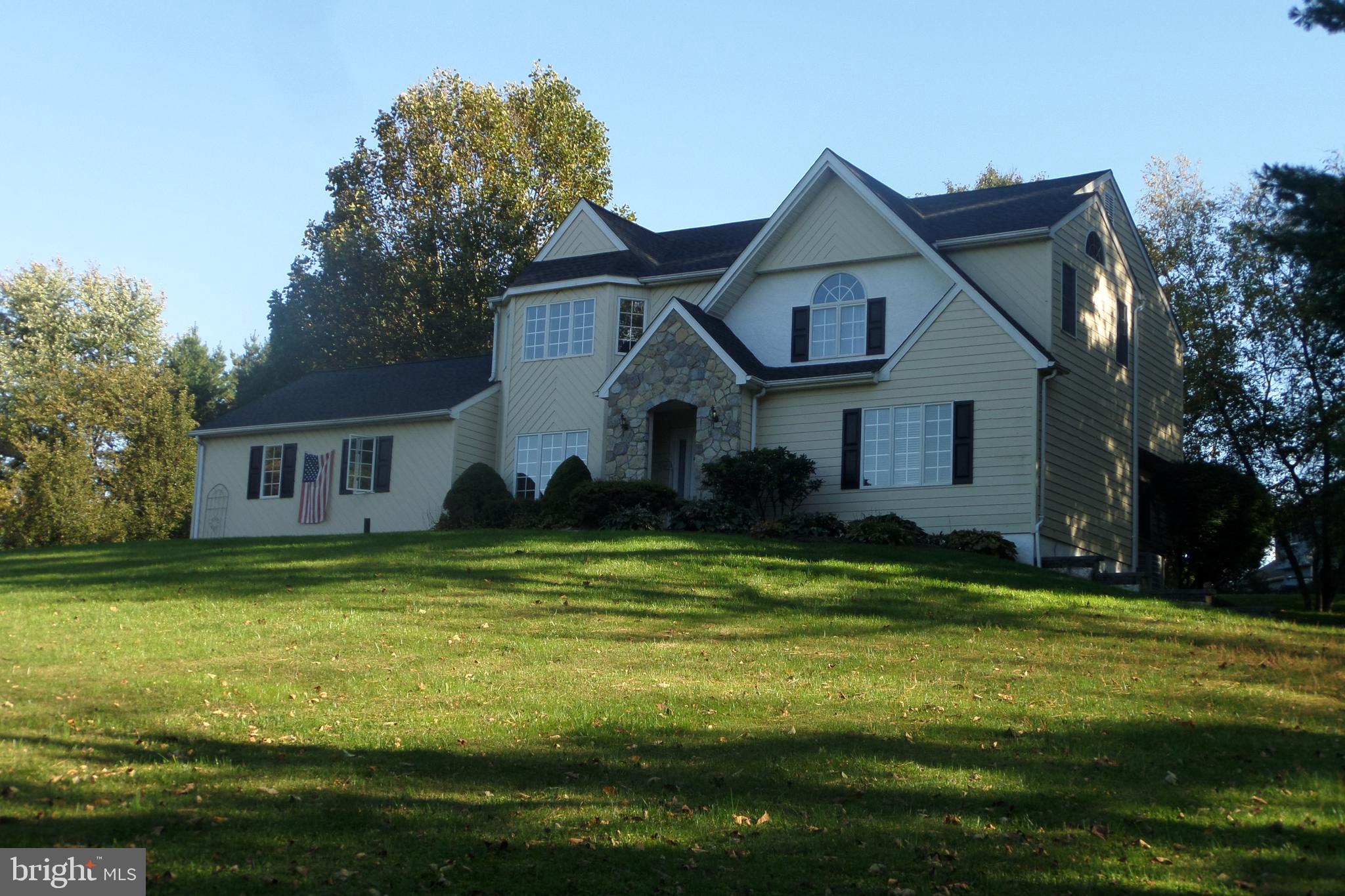 Hillside Contemporary Colonial