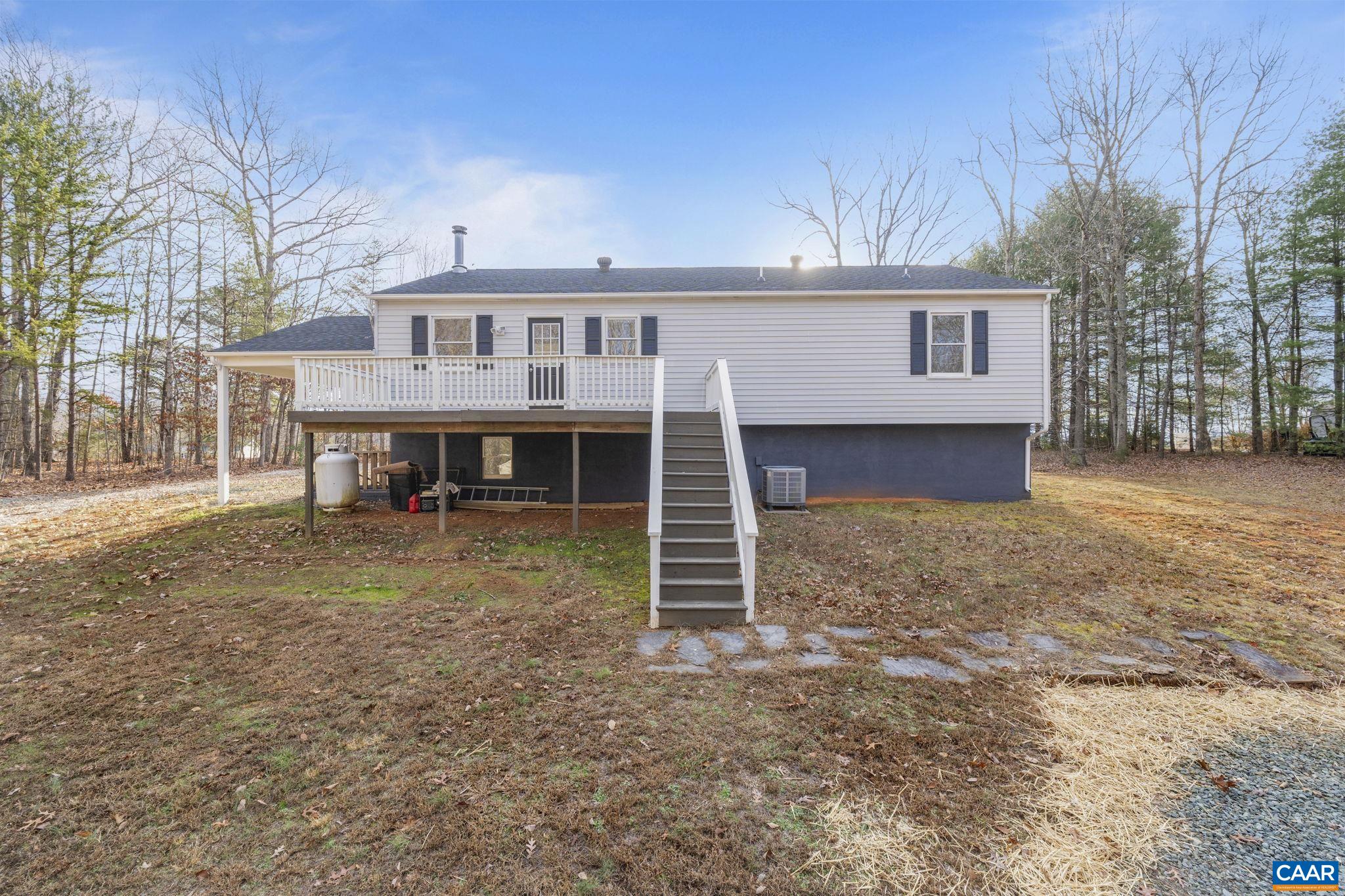 275 Haden Martin Road Palmyra, VA 22963 - Photo 6 of 48 Gallery Image 6