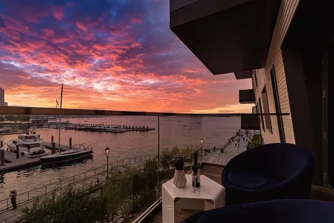 $3,480,000 | 300 Pier 4 Blvd., Unit 3B, Boston, MA 02210