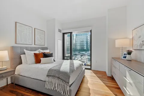 $3,480,000 | 300 Pier 4 Blvd., Unit 3B, Boston, MA 02210